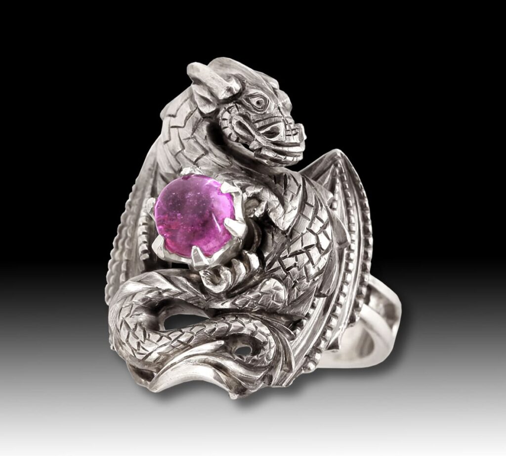 серебряное кольцо дракон с розовым турмалином
