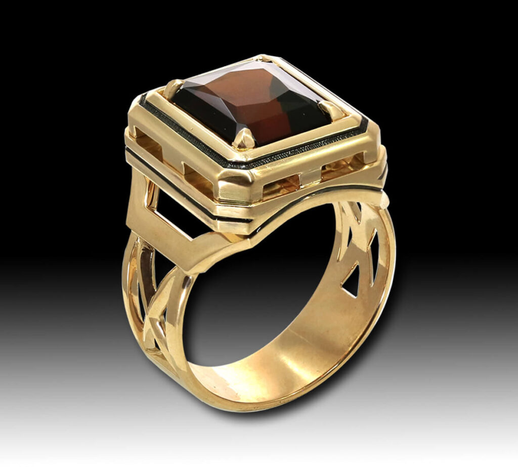 золотое мужское кольцо с турмалином